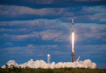 군 정찰위성 2호기 발사 성공…전천후 감시역량 강화하다.