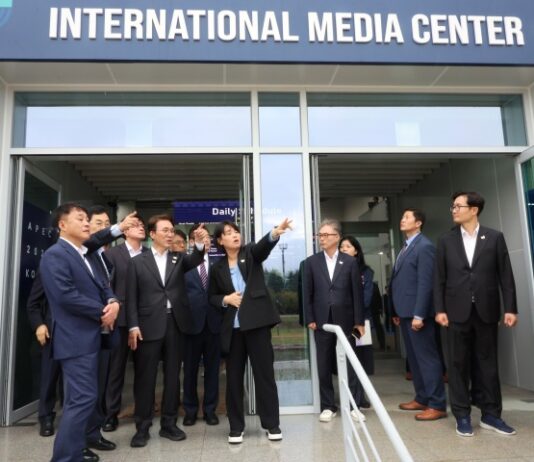 김 총리 APEC 최종 점검…”정상 숙소, 편의와 안전 최우선으로 준비”